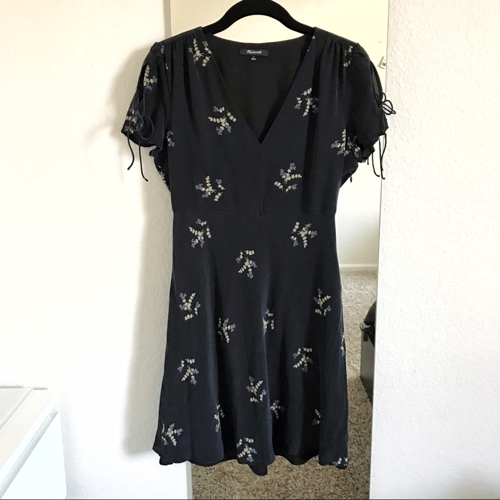 Madewell Navy Dress Floral Fall Winter Spring V-neck